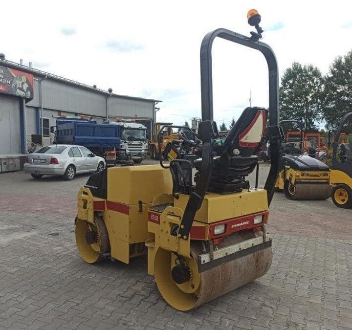 Walec tandemowy Dynapac CC 122