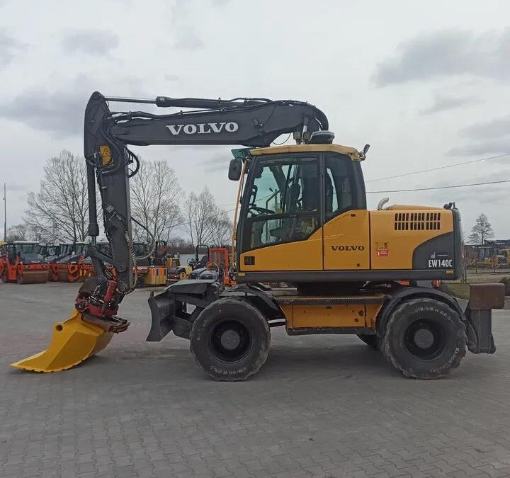 Koparka kołowa Volvo EW 140 C