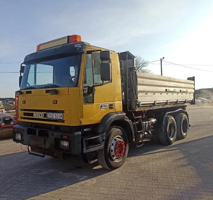 Wywrotka, ciężarówka Iveco MP 380 E 42 H