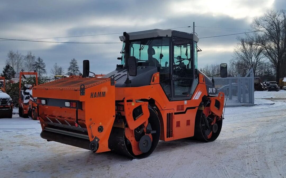 Walec drogowy Hamm DV 70 VV