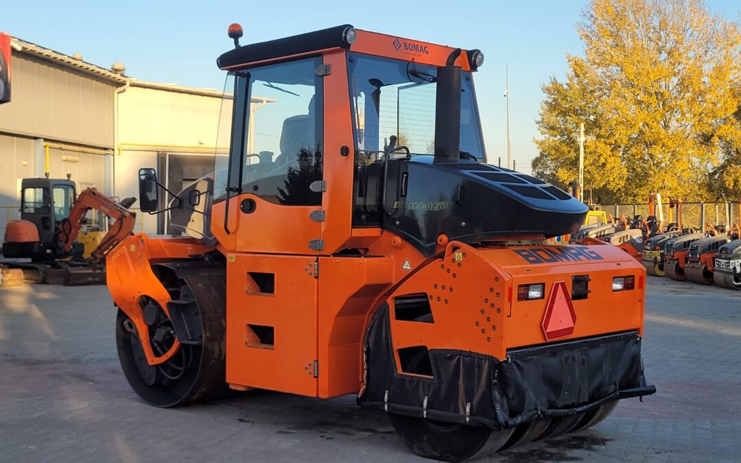 Walec Bomag BW 174 ACP