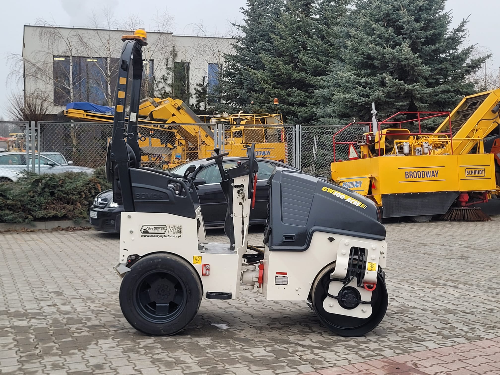 Walce drogowe używane firmy Bomag do 5 ton